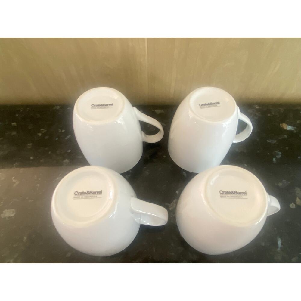 NWOT Crate & Barrel 4 Coffee Mugs, White - Picture 3 of 8